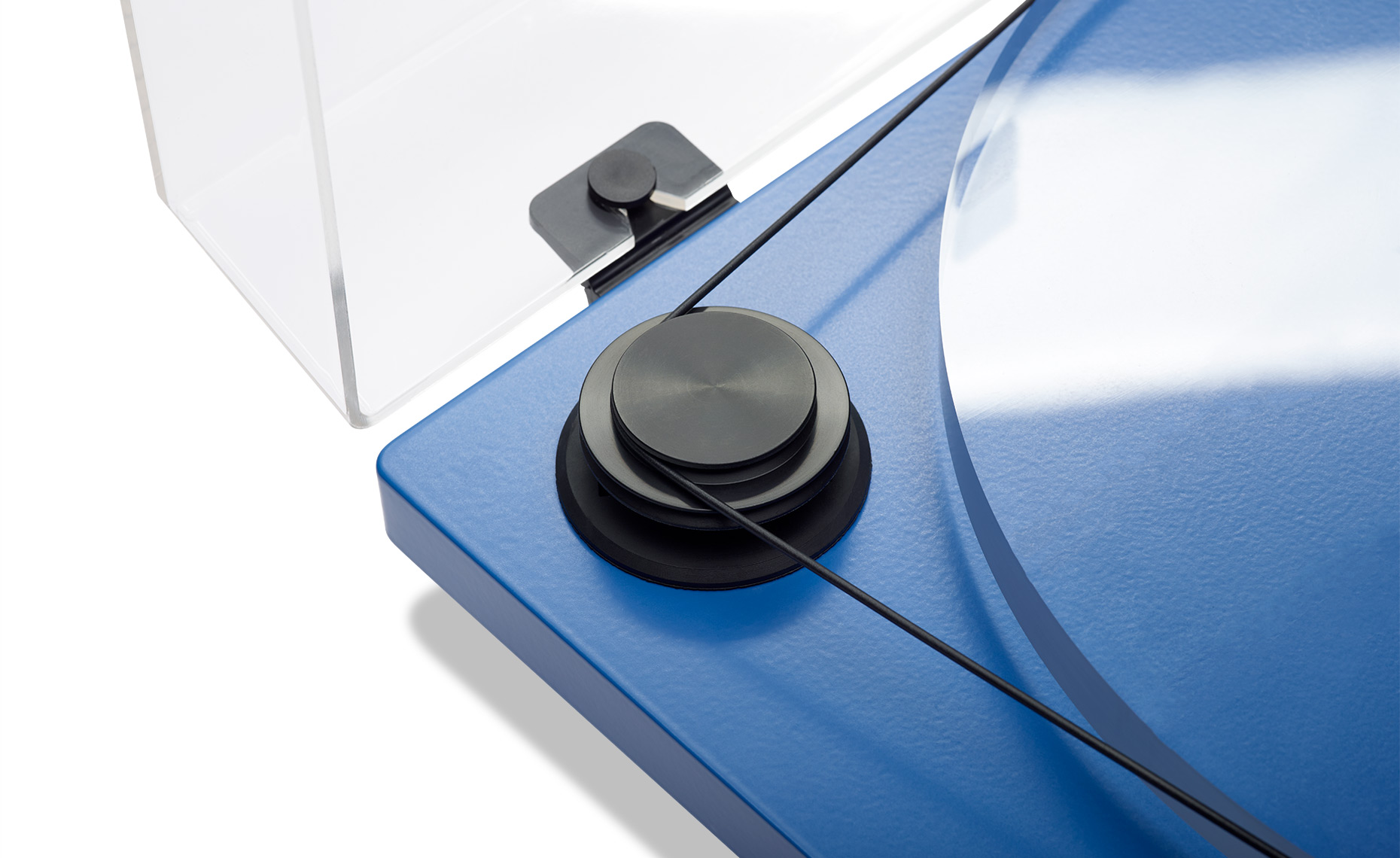 Close-up of Blue Audio Turntable Blue-Pulley-26664-F